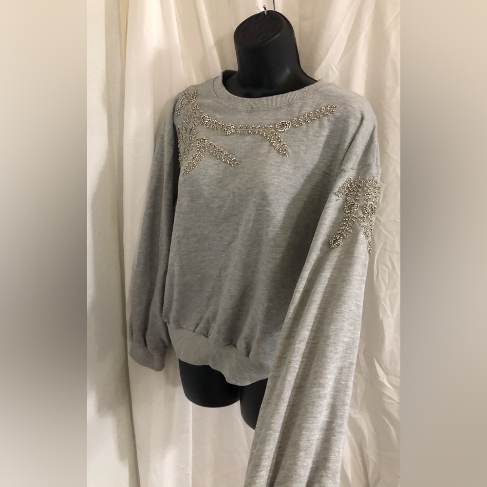 Beaded floral vines embellished gray sweatshirt size XL btand new